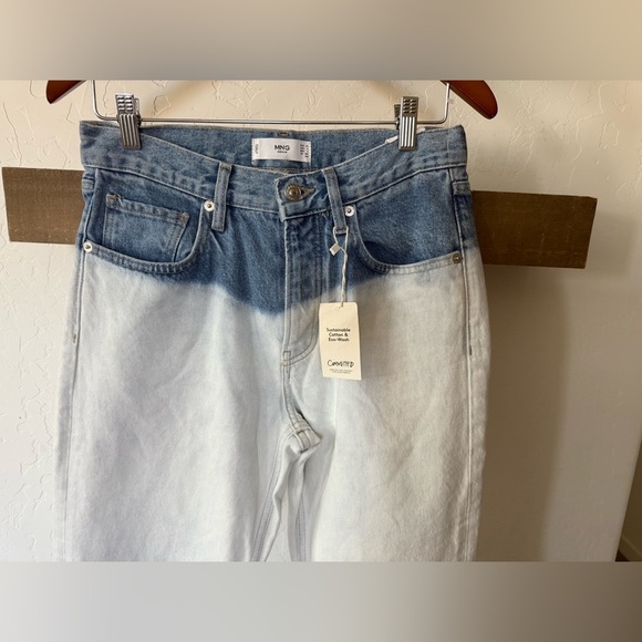 MNG|Mango Two-Tone Blue and White Women Jeans in relaxed straight leg•••Size 6 - Picture 6 of 16